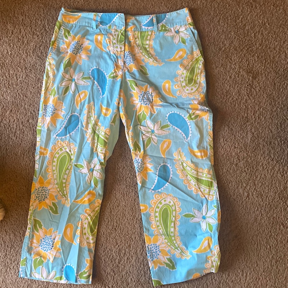 Capri pants